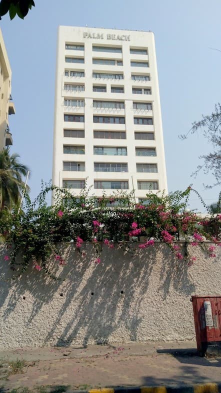Palm Beach, Worli