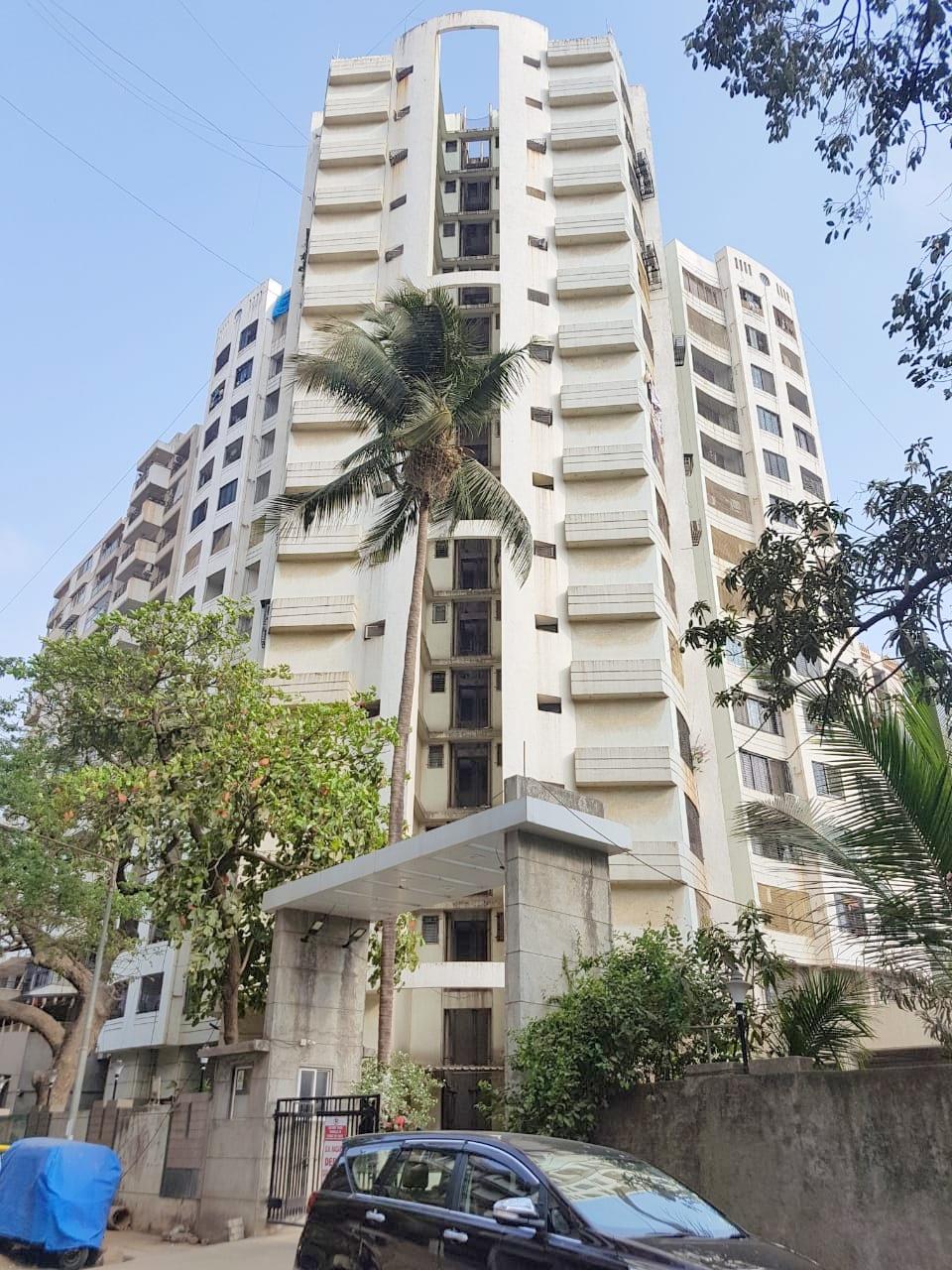 Deep Chs, Andheri West