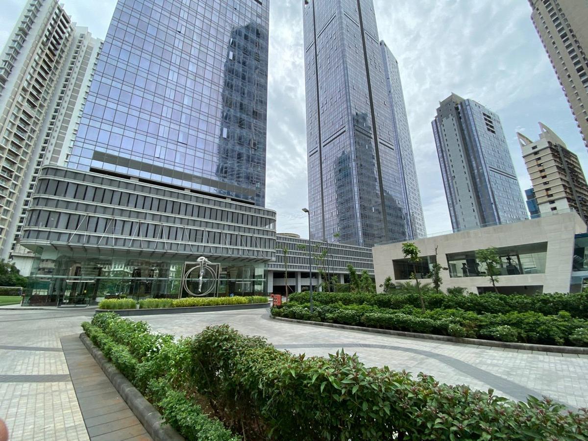Indiabulls Blu, Worli