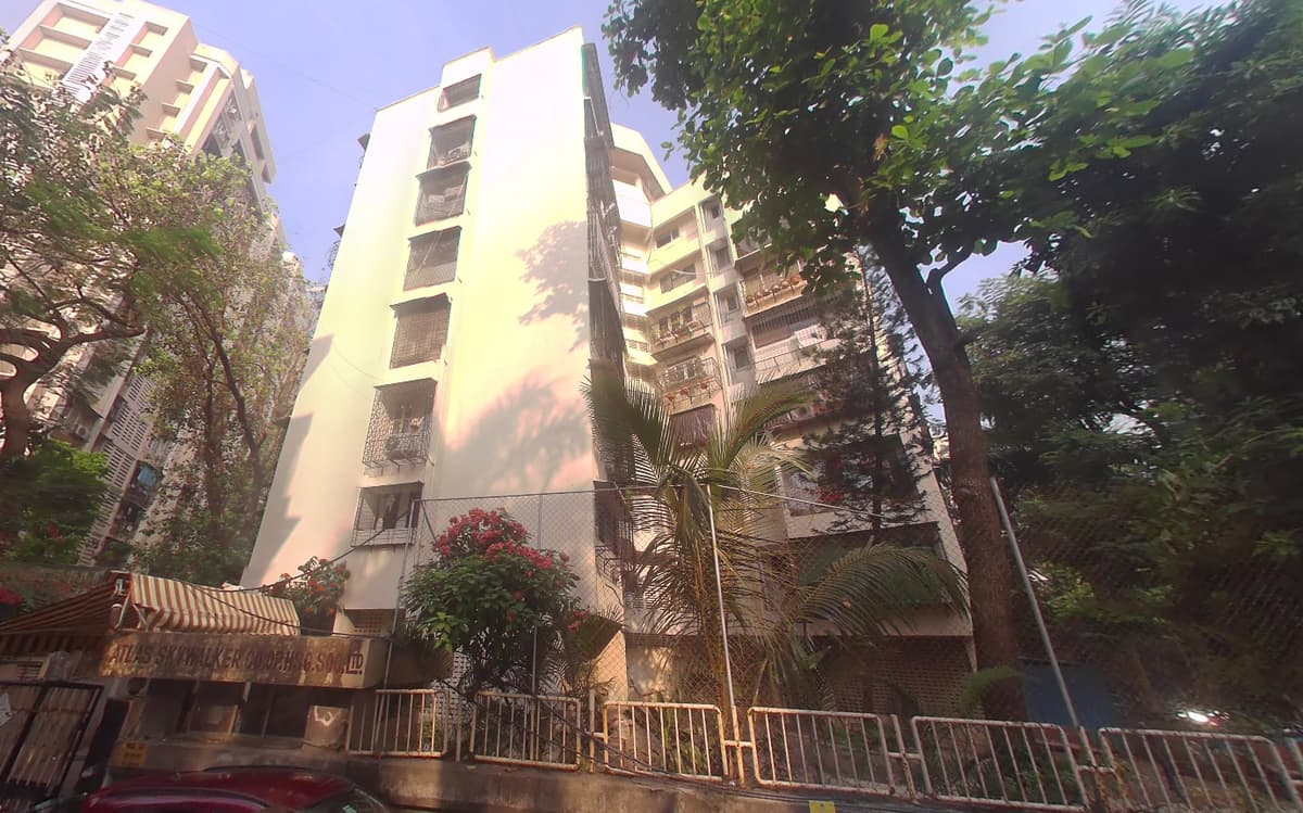 Atlas Skywalker, Andheri West