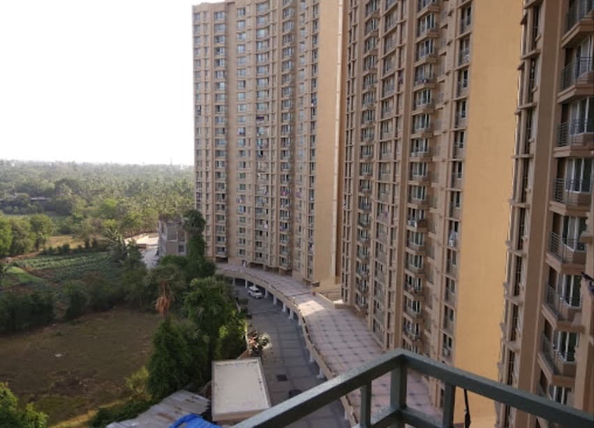 Marina Enclave, Malad West