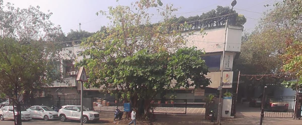 Vikas Center, Santacruz West