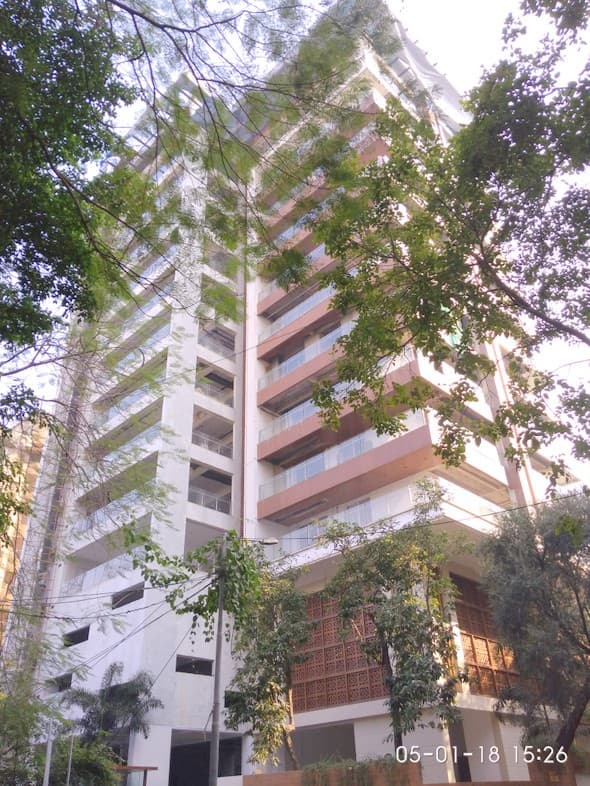 DLH Ornate, Khar West