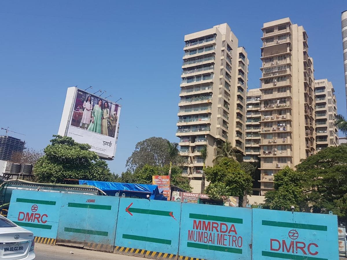 DLH Swakrut, Andheri West