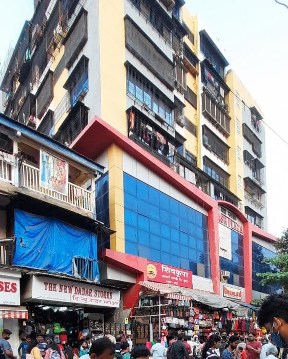 Yash Plaza, Dadar West