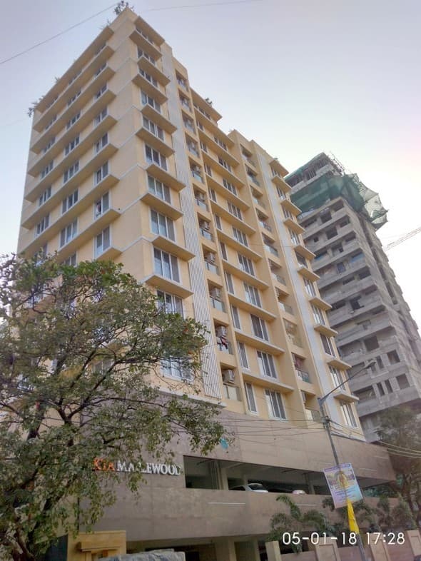 Ekta Maplewood, Khar West