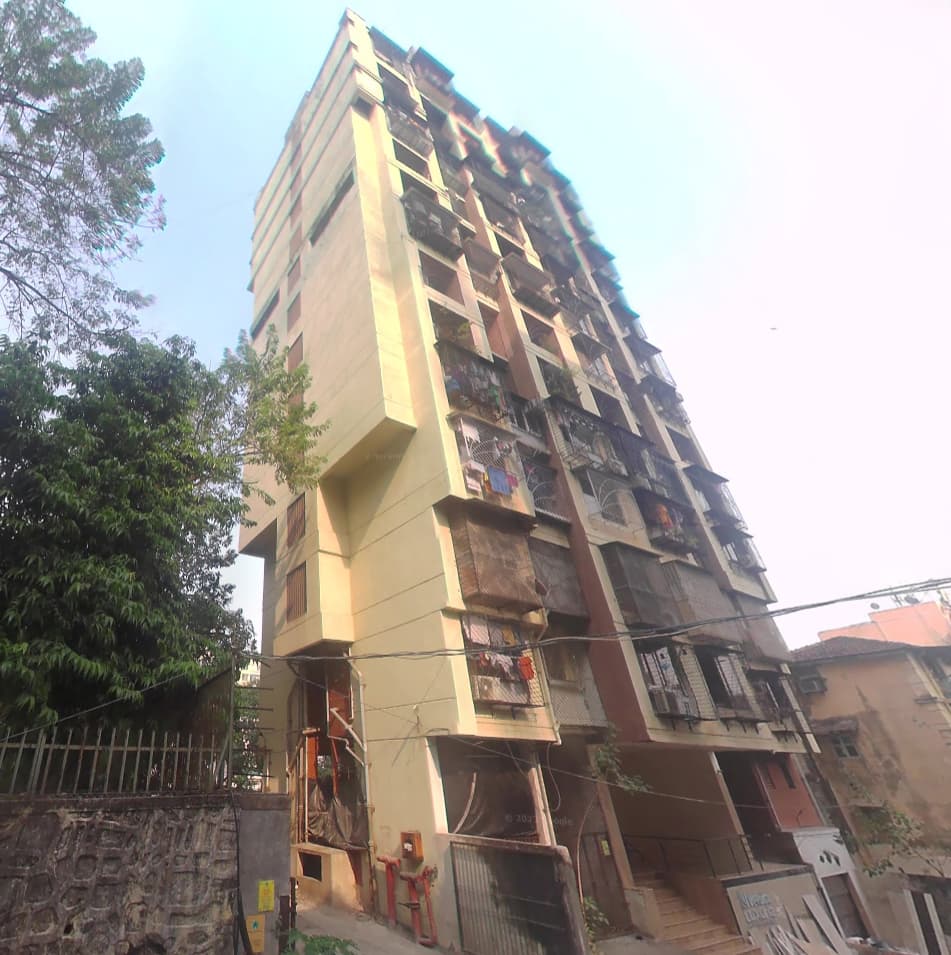 Veesita Luxuria, Tardeo