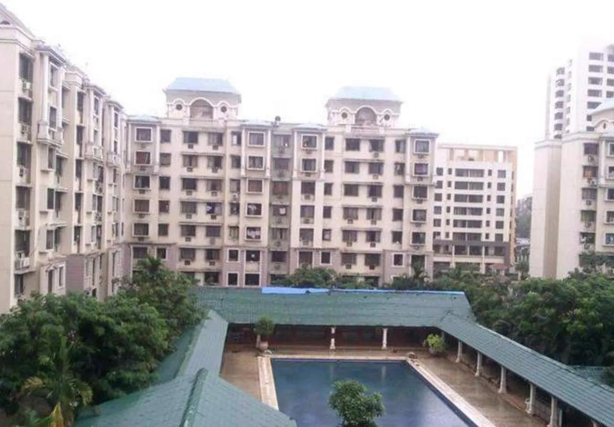 Lodha Paradise, Thane West