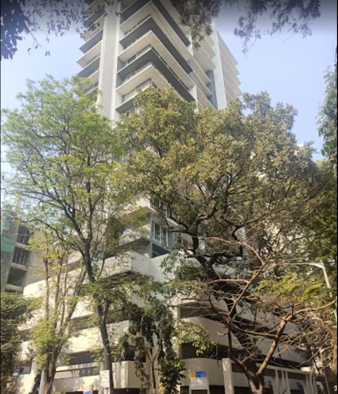 Kesar Equinox, Dadar East