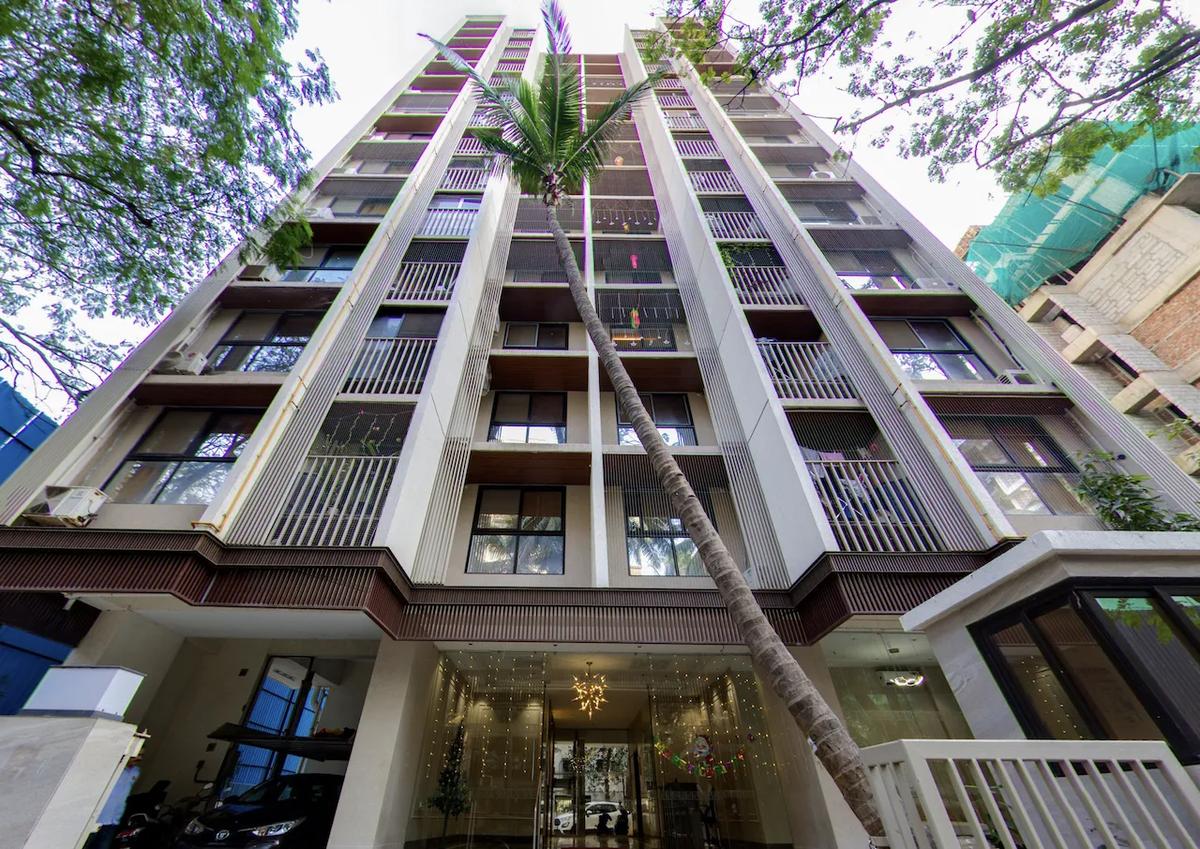 Platinum Pristine, Andheri West