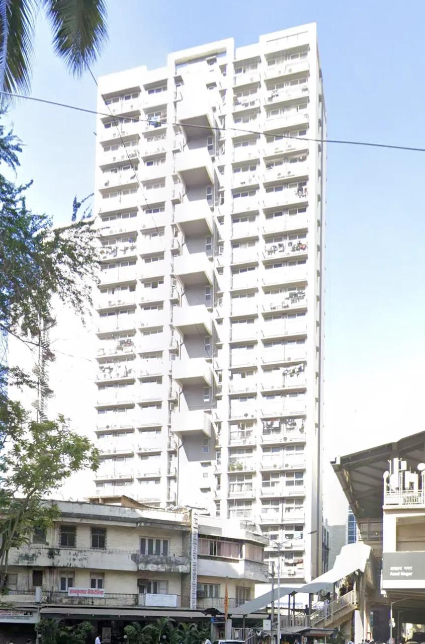 JP Eminence, Andheri West
