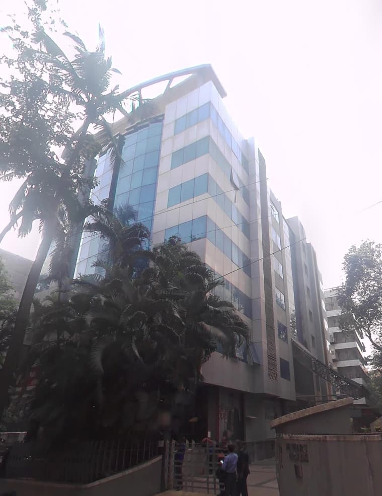 Matharu Arcade, Vile Parle East