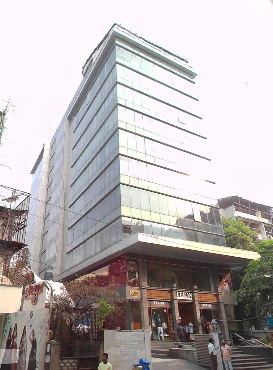 Business Suits 9, Santacruz West