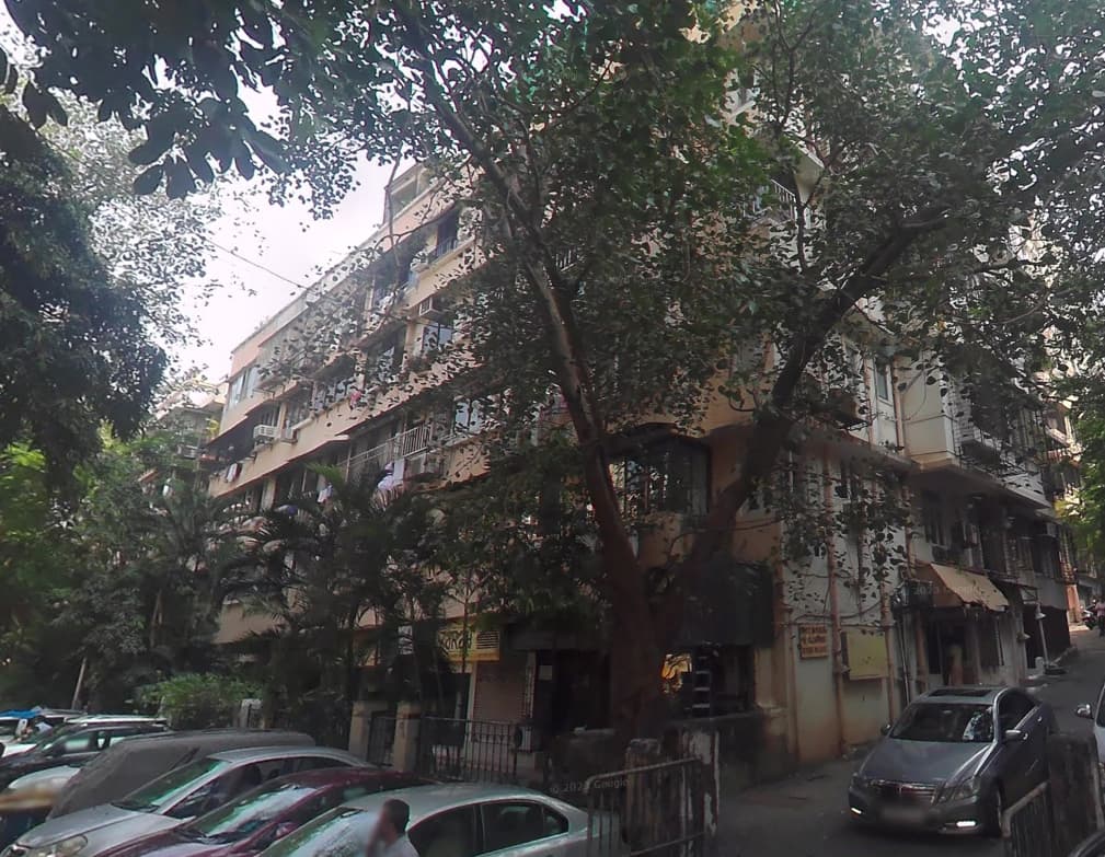 Laxmi Mahal, Breach Candy