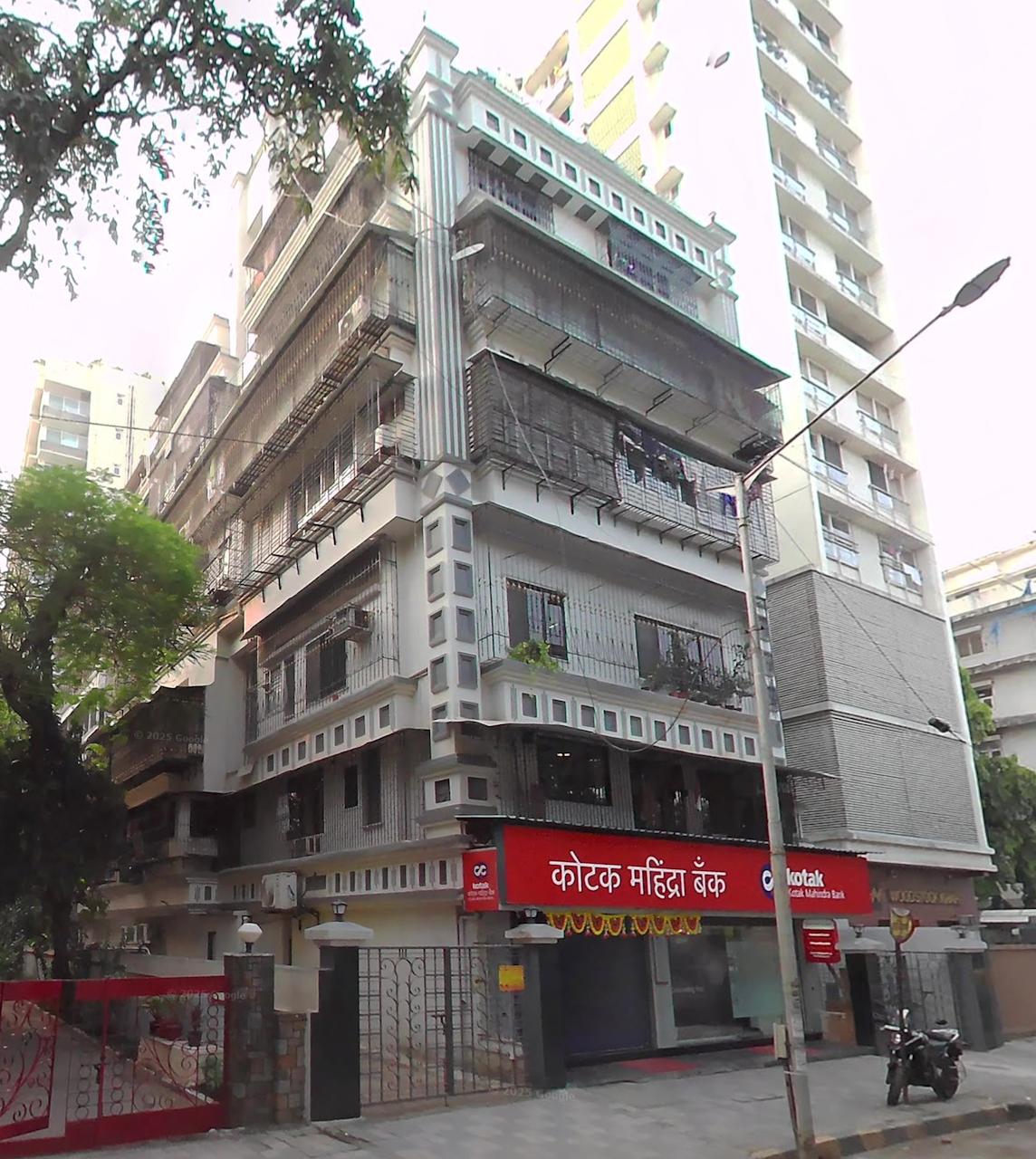 Kailash CHS, Khar West