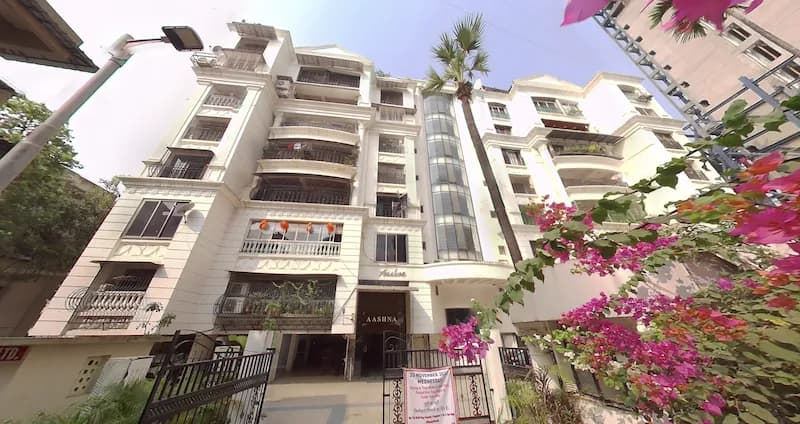 Dheeraj Aashna, Bandra West