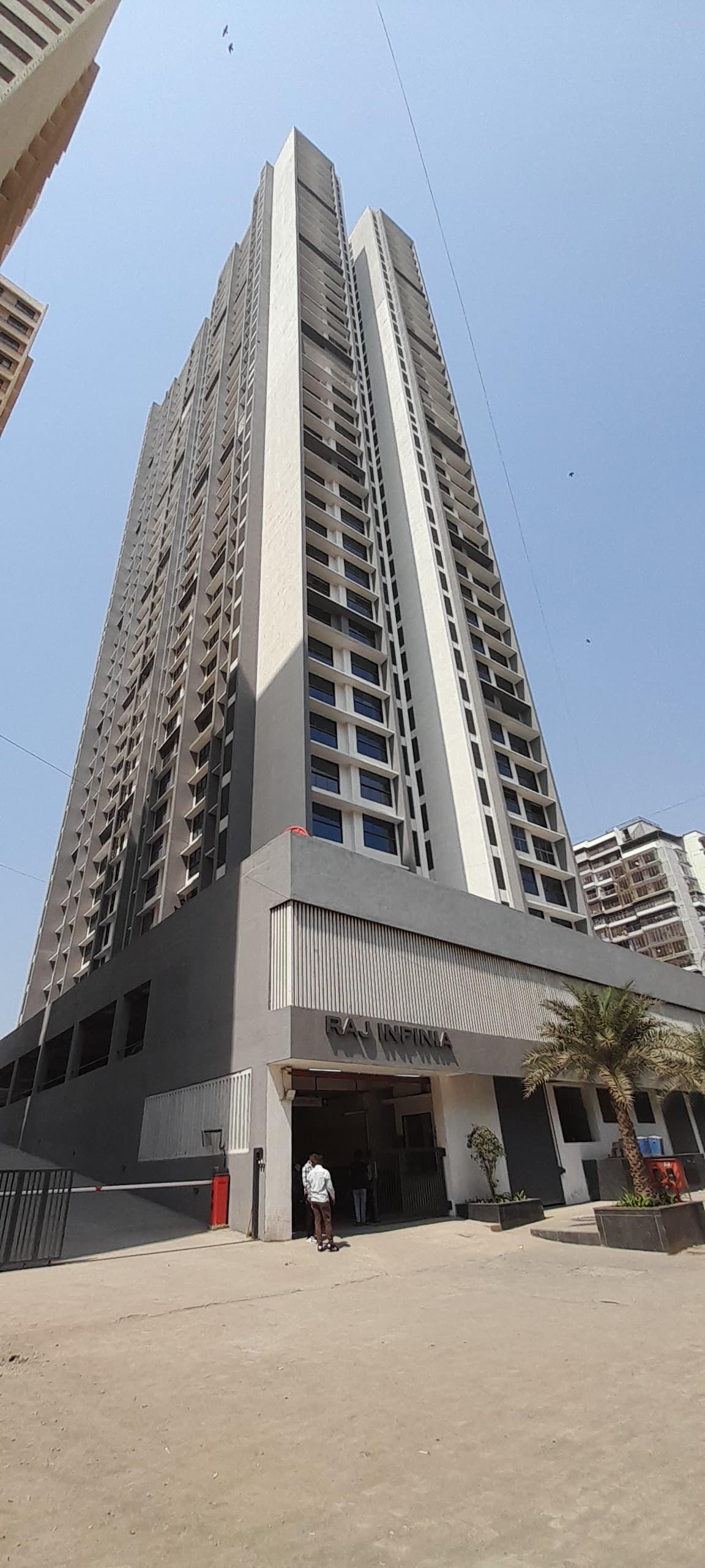 Lodha Raj Infinia, Malad West