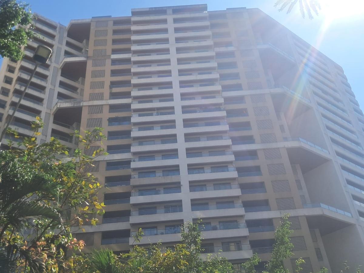 Signia Pearl, Bandra East