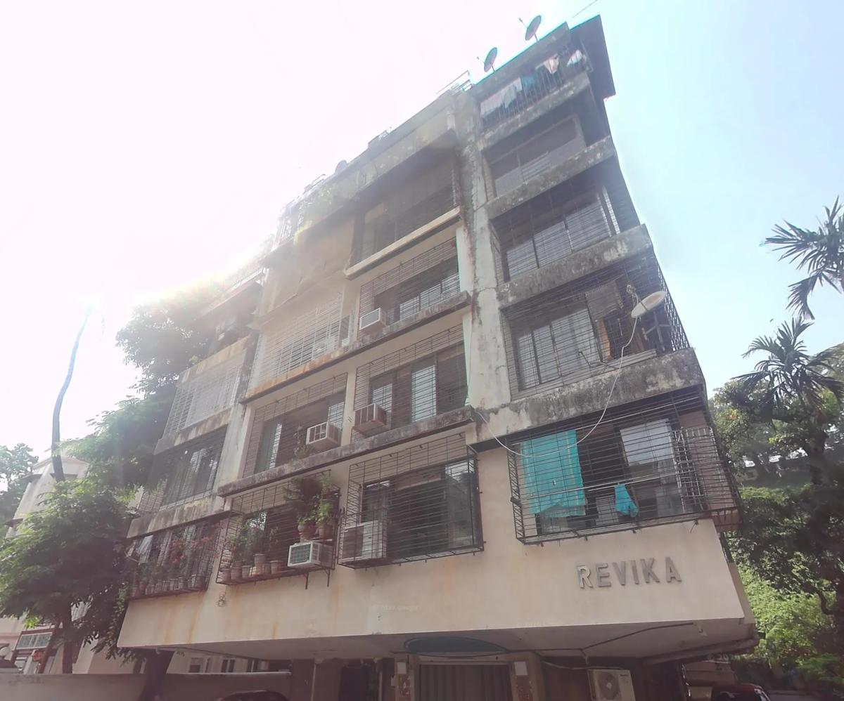 Revika Apartment, Gamdevi