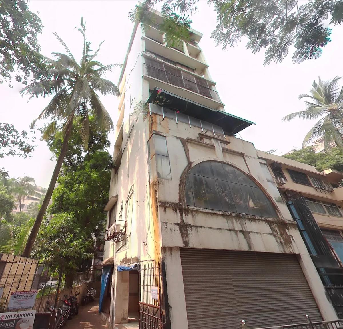 Sangeeta Apartment, Santacruz West