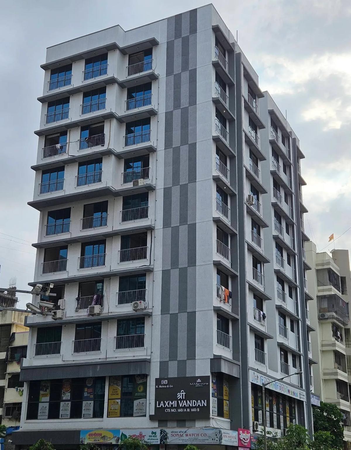 Shree Laxmi Vandan, Kandivali West