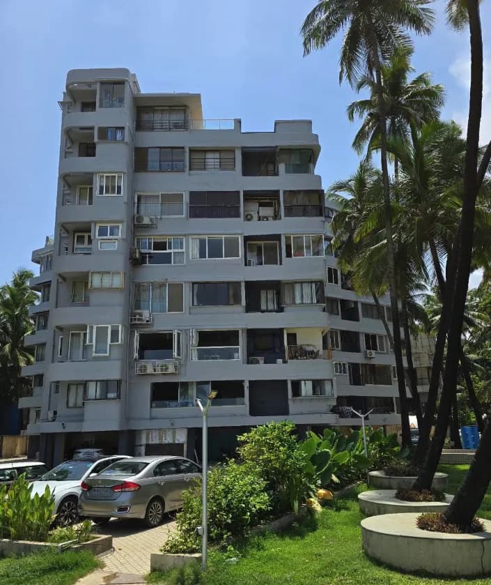 Oyster Shell I, Juhu