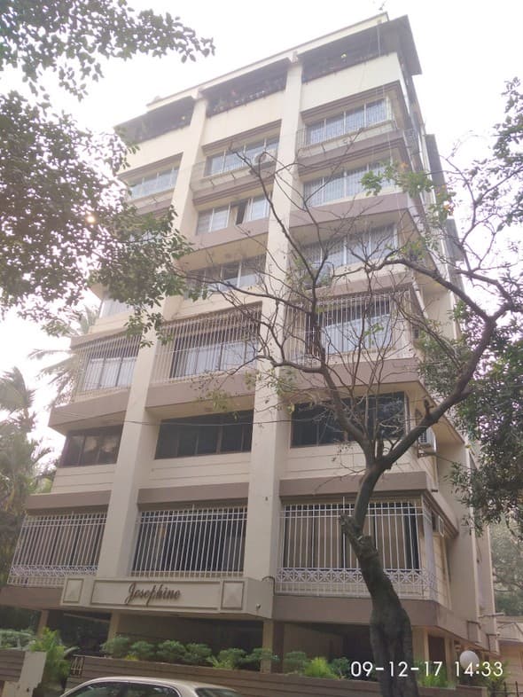 Josephine, Bandra West