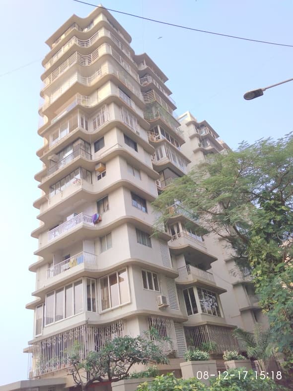 Silver Cascade, Bandra West