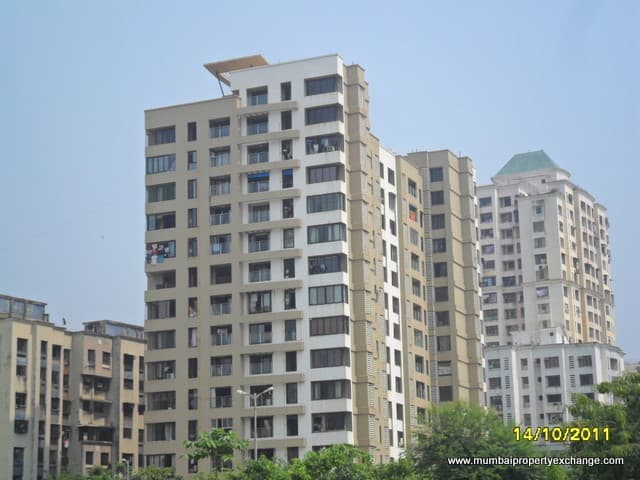 Vini Tower, Malad West