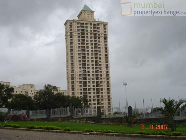 Evelina, Thane West