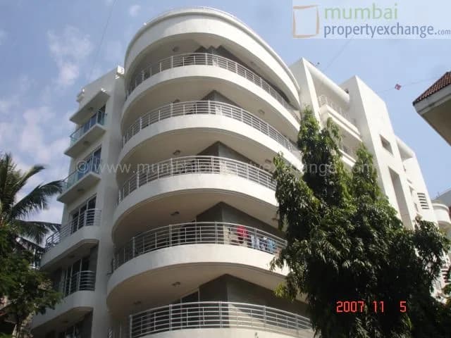Vaswani Belvedere, Bandra West