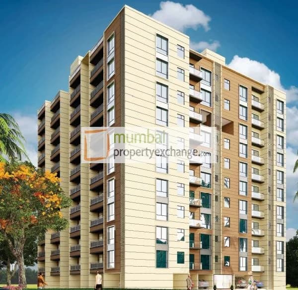 Neumec Aadhira, Vile Parle East