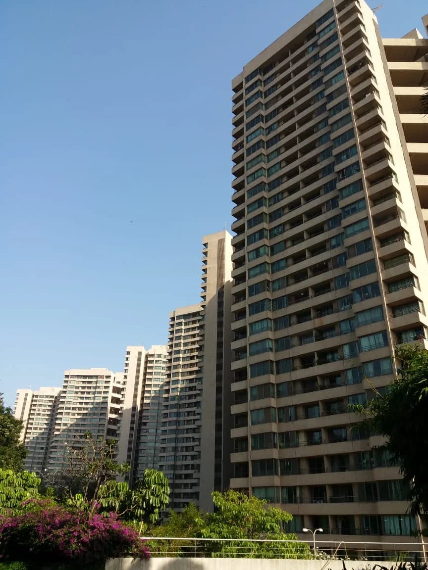 Oberoi Splendor, Andheri East