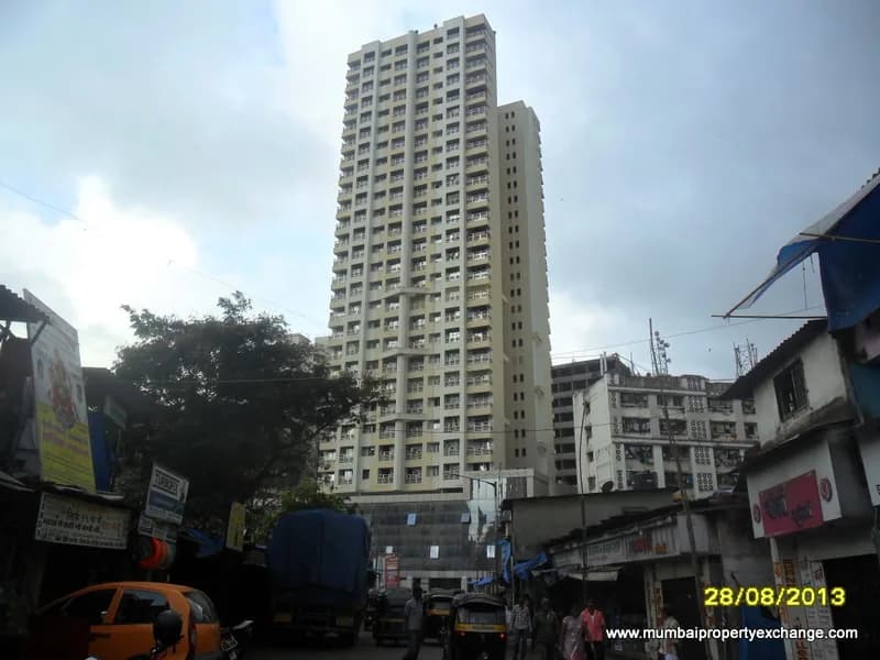 Galaxy Royale, Malad West