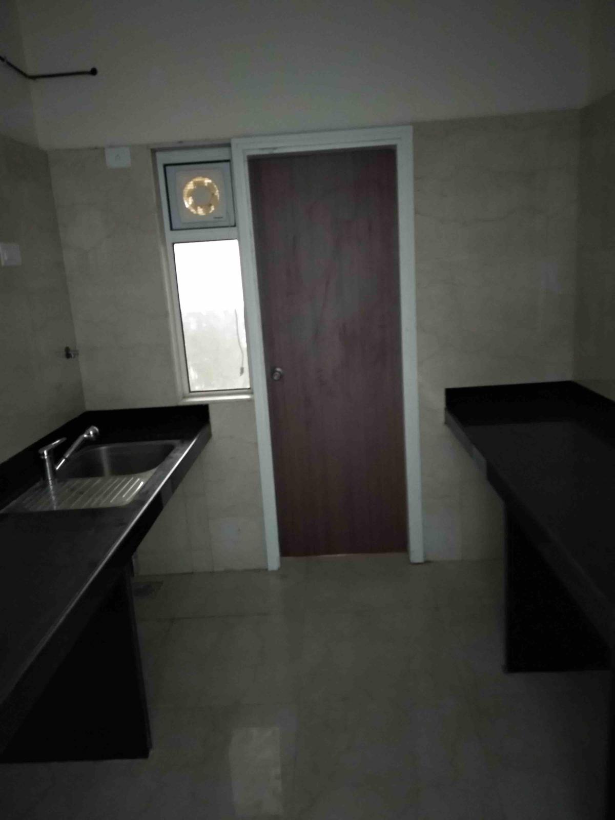 Cresent Bay Callisto, Parel