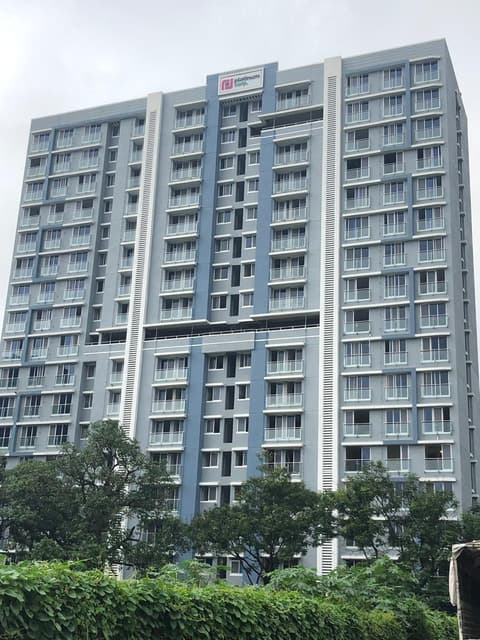Platinum Tower 1