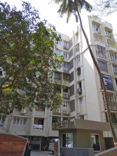 Silver Beach Apartment