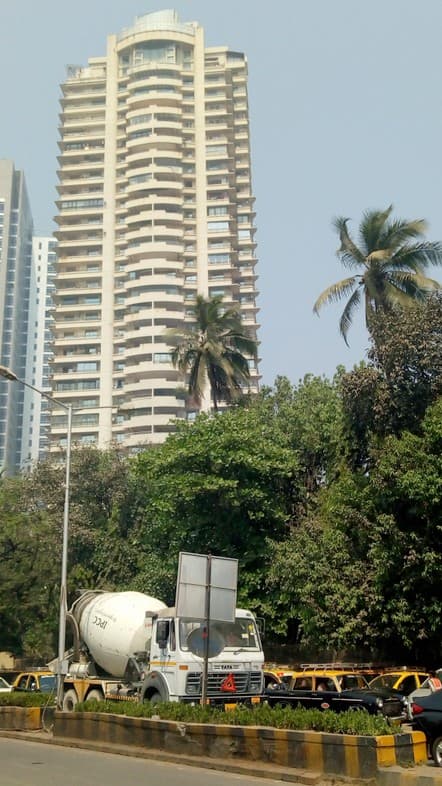 Lokhandwala Zahra