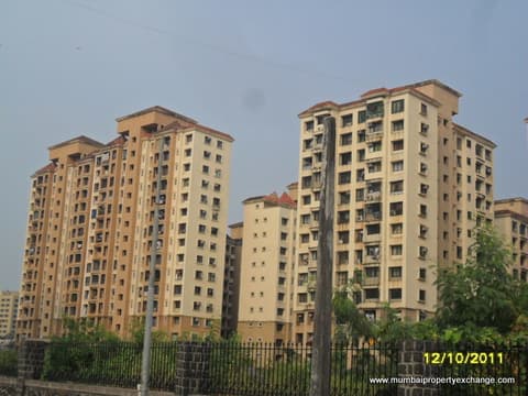 Palm Court Complex