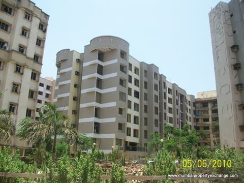 Shree Avenue Complex