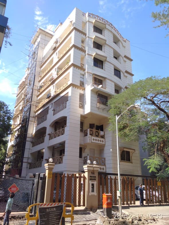 Reminess in Bandra West - Photo 1