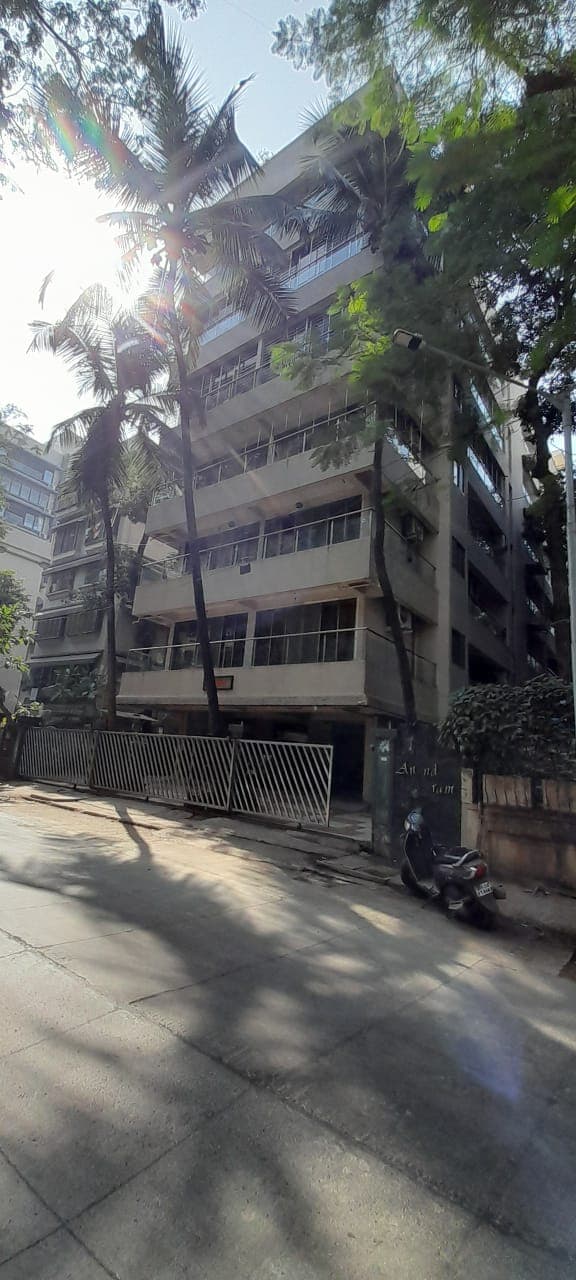 3 Anand Ashram for Rent in Khar West