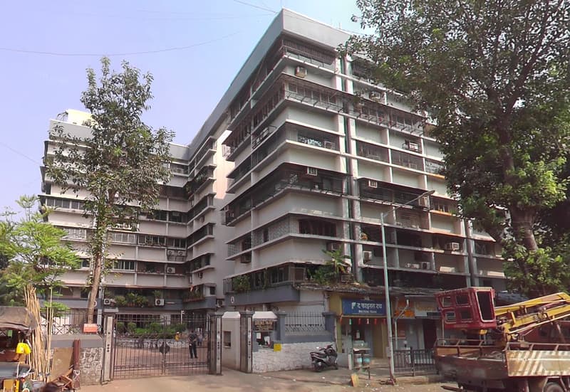3 Queens Park for Rent in Juhu