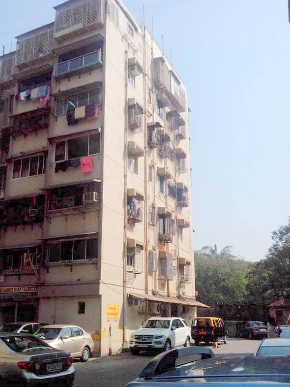 2 Juhu Sangeeta for Rent in Juhu