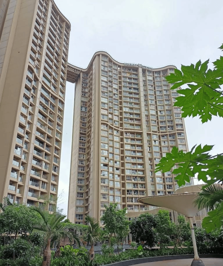 Runwal Elegante in Andheri West - Photo 2