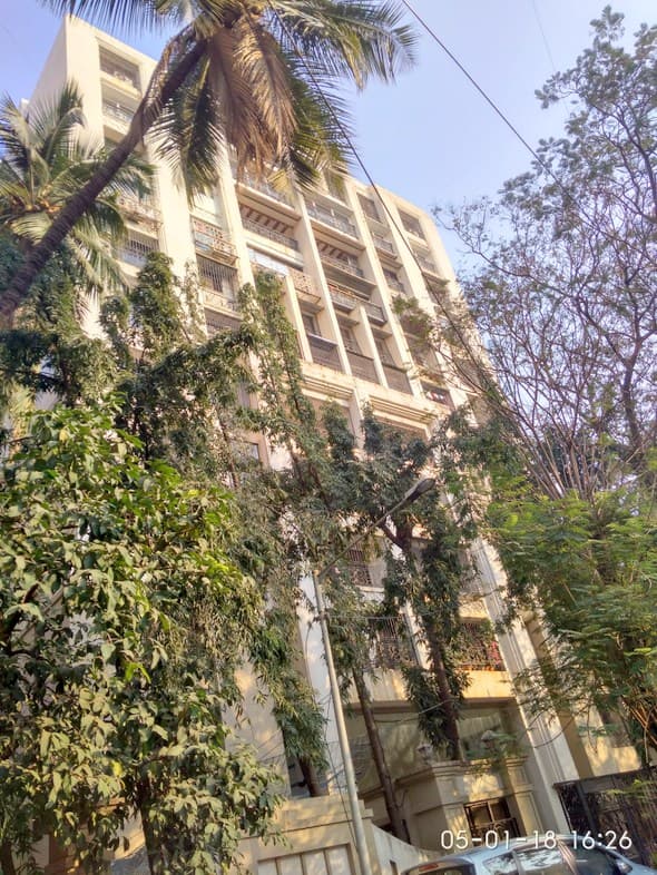 3.5 Kalpana for Rent in Khar West