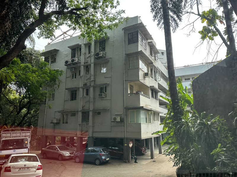 3 Metropolitan for Rent in Bandra West