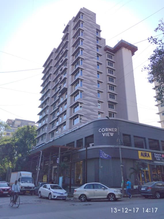 2 Corner View for Rent in Bandra West