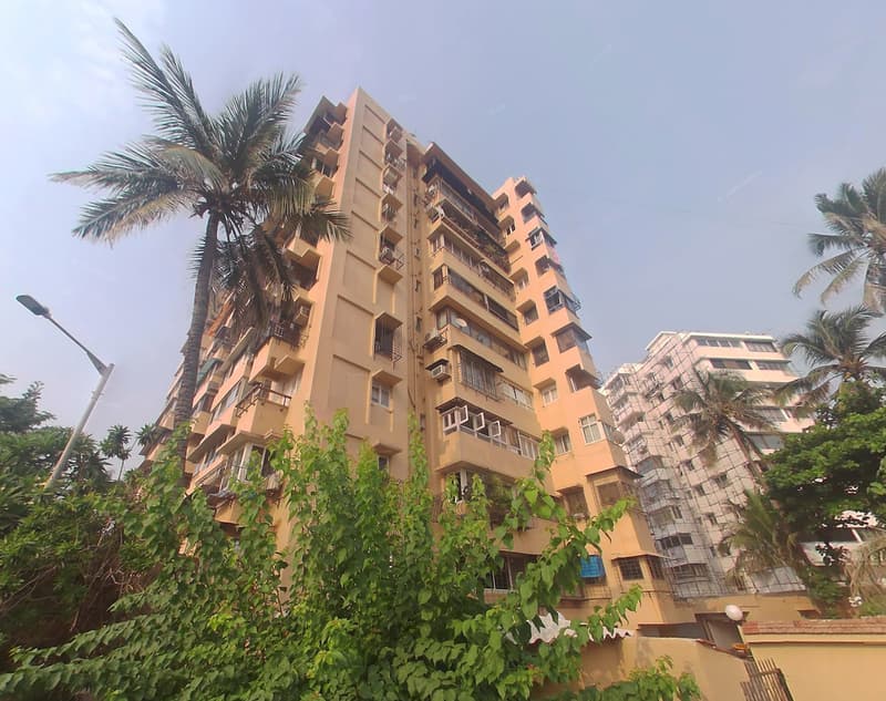 Dhaval Ganga in Bandra West - Photo 6
