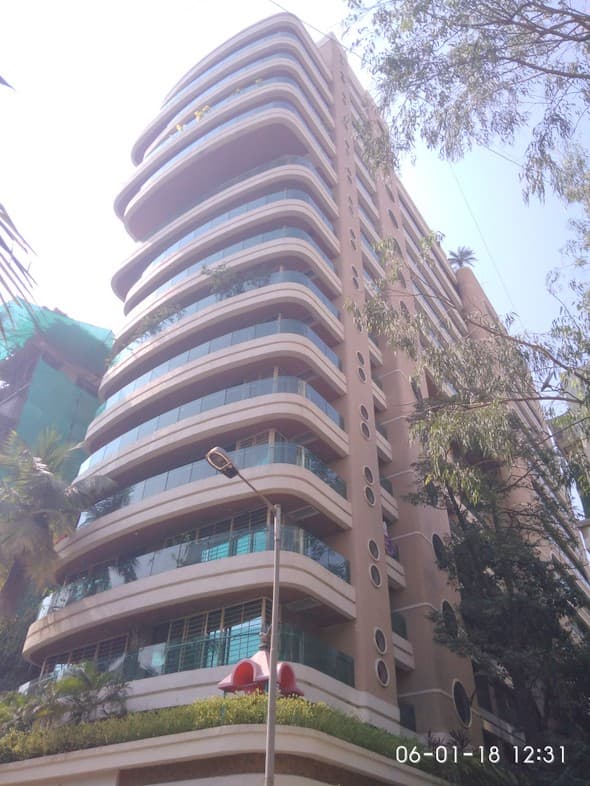 3 Grand Imperial for Rent in Khar West